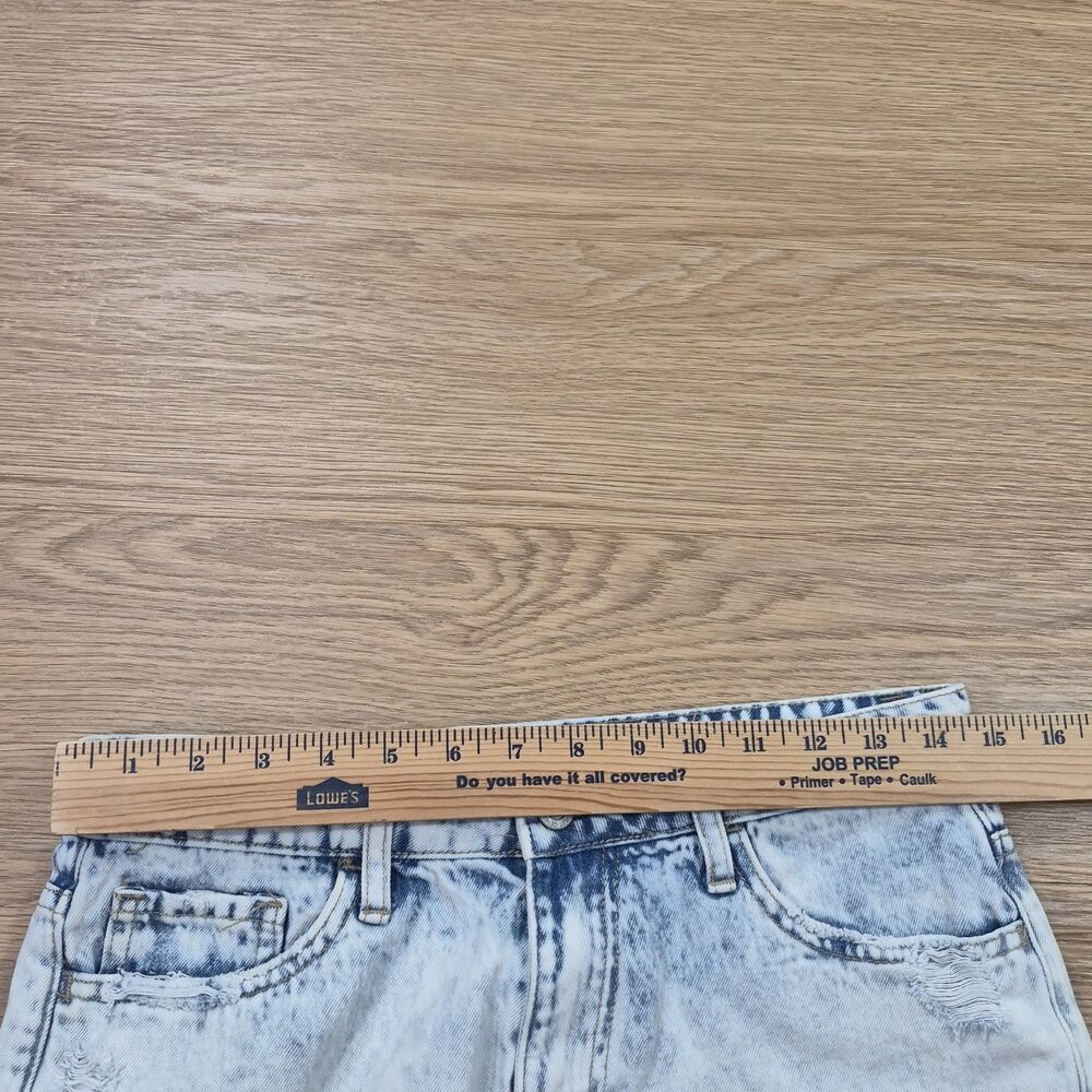 VERVET Jean Shorts Womens M Blue Denim Distressed Shorties Acid Wash - Picture 5 of 9
